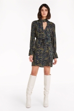 Rochie casual cu imprimeu abstract și eșarfă