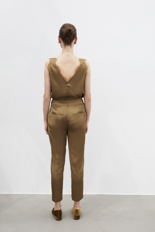 Pantaloni casual kaki satinati cu talie înaltă
