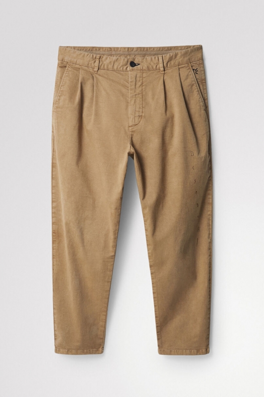 Pantaloni chino bej cu mesaje imprimate
