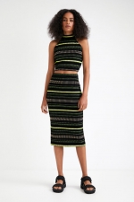 Top cropped casual cu dungi multicolore