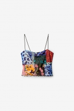 Top scurt multicolor cu imprimeu patchwork
