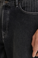 Denim negri slim fit cu buzunare