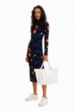 Rochie midi mulată cu print floral și guler înalt