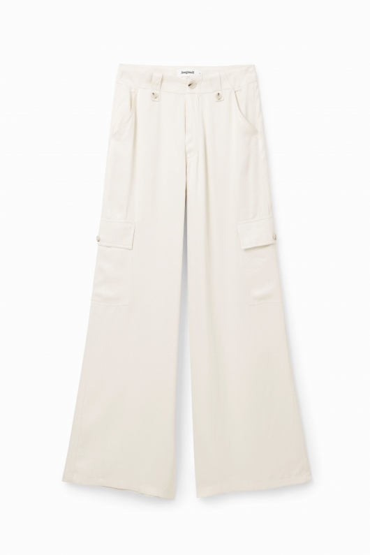 Pantaloni crem satinați cu croială largă