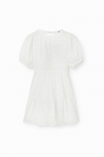 Rochie albă scurtă cu broderie și mâneci bufante