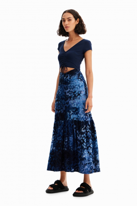 Rochie midi albastră cu imprimeu leopard și decupaj