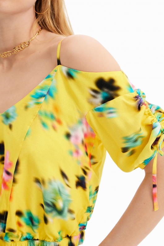 Top galben crop cu imprimeu floral și umeri goi