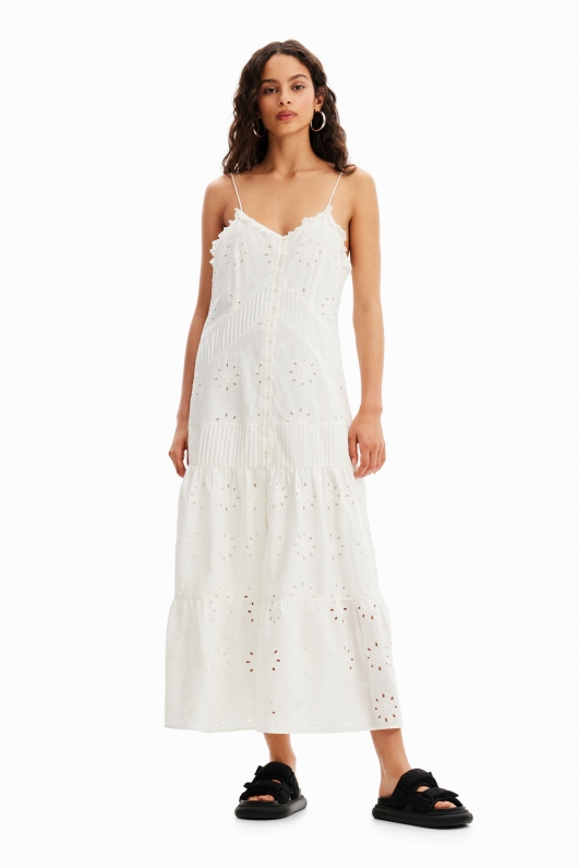 Rochie albă midi cu broderie elvețiană