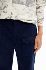 Pantaloni cargo bleumarin cu croi drept