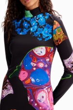 Rochie midi mulată cu imprimeu marmorate multicolor