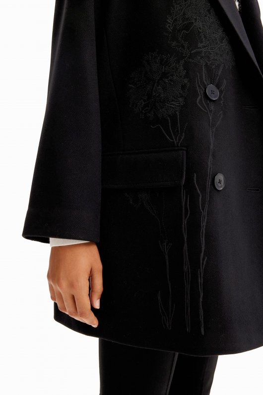 Palton scurt negru cu broderie florală oversize