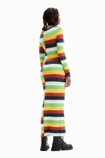Rochie midi mulată cu dungi multicolore