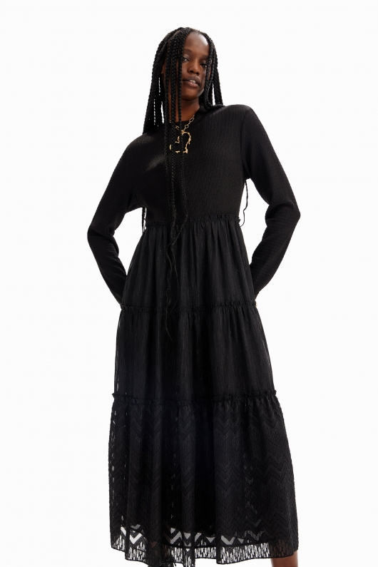 Rochie midi neagră cu mâneci lungi și lurex