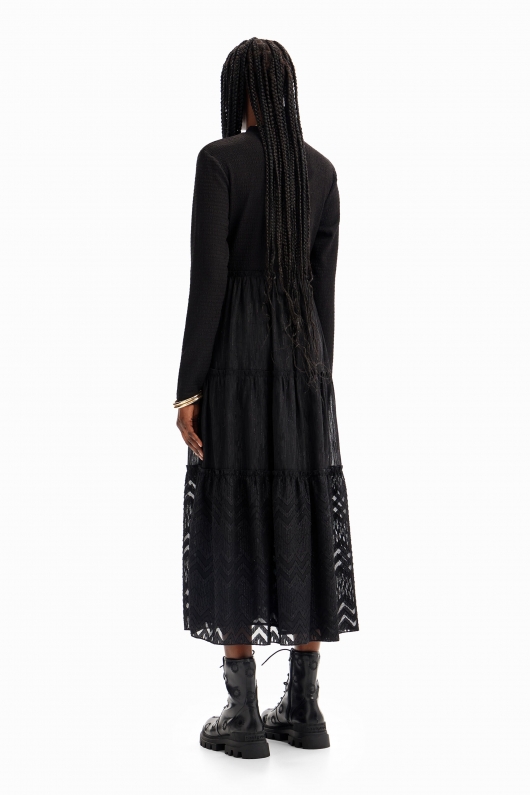 Rochie midi neagră cu mâneci lungi și lurex