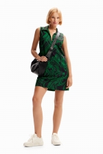 Rochie scurtă verde cu dungi și guler polo