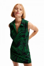 Rochie scurtă verde cu dungi și guler polo