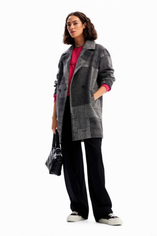 Palton lung oversize cu carouri multicolore