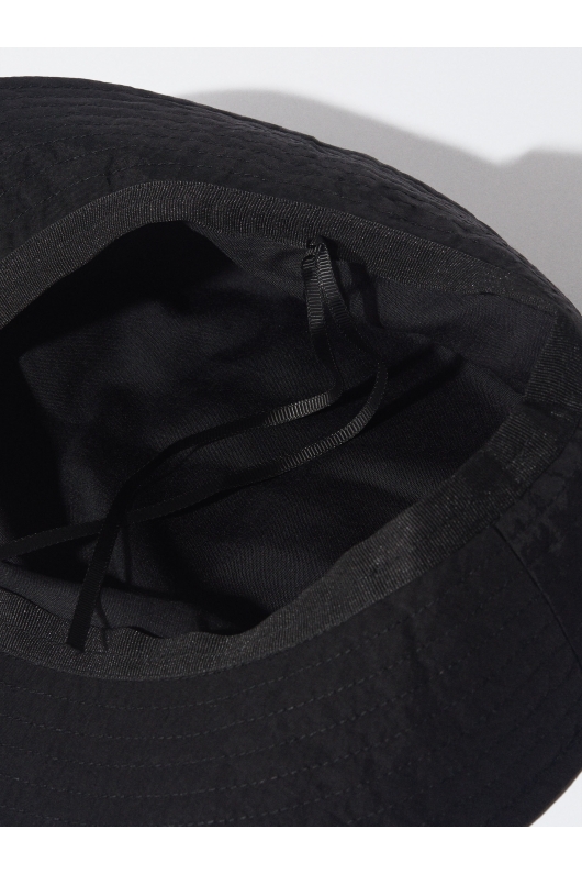 Pălărie bucket neagră waterproof cu boruri largi