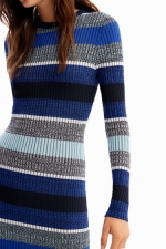 Rochie tricotată midi cu dungi albastre