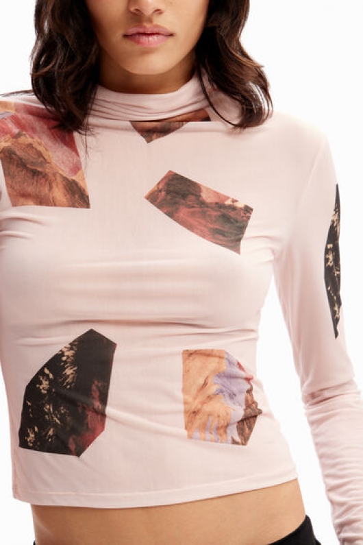 Bluză roz deschis mulată cu imprimeu fotografic