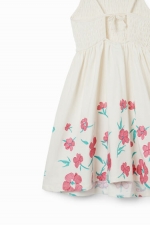 Rochie scurtă albă cu bretele și broderie florală