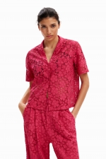 Cămașă fucsia din dantelă florală cu nasturi