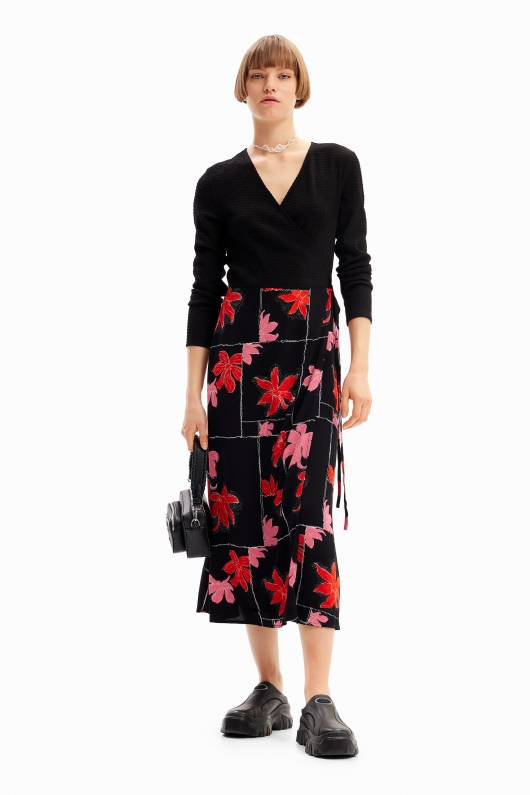 Rochie neagră midi cu print floral și cordon