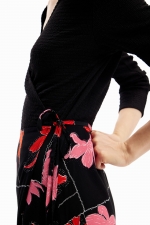 Rochie neagră midi cu print floral și cordon