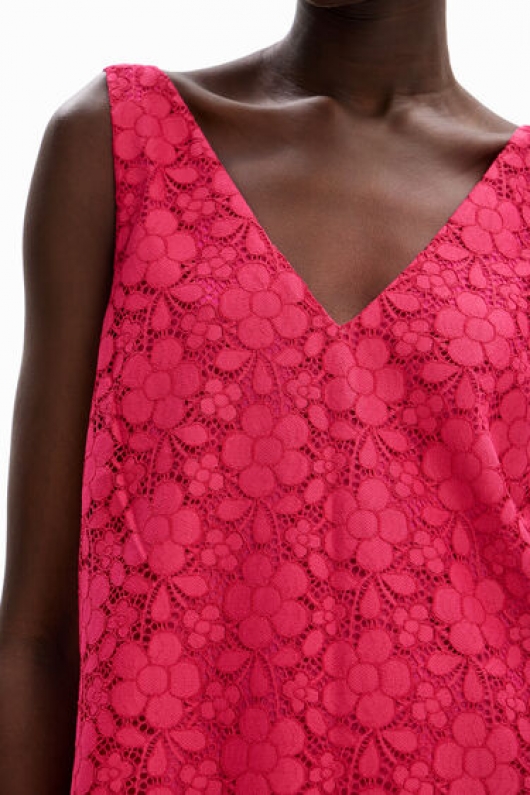 Rochie mini fucsia din dantelă florală
