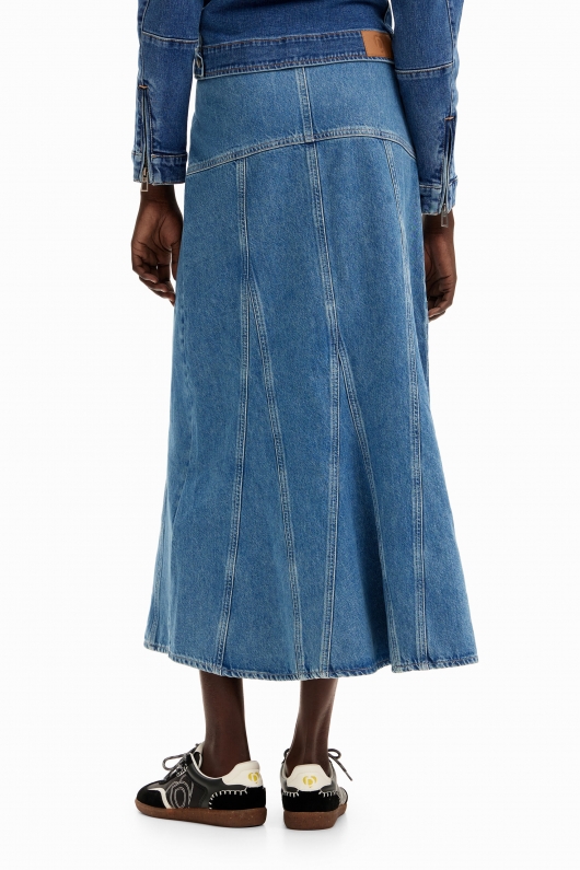 Fustă midi albastră din denim în clini