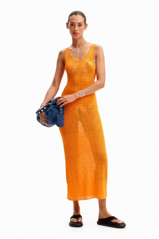 Rochie portocalie mulată din tricot perforat