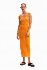 Rochie portocalie mulată din tricot perforat