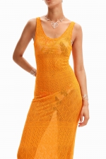 Rochie portocalie mulată din tricot perforat