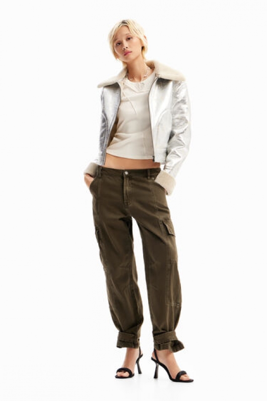 Jachetă aviator scurtă argintie cu fleece