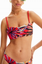 Top bikini bandeau multicolor cu imprimeu tropical