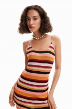 Rochie midi tricotată cu dungi multicolore