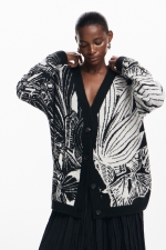 Cardigan alb-negru tricotat cu imprimeu artistic