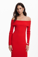 Rochie mulată cu decolteu Bardot