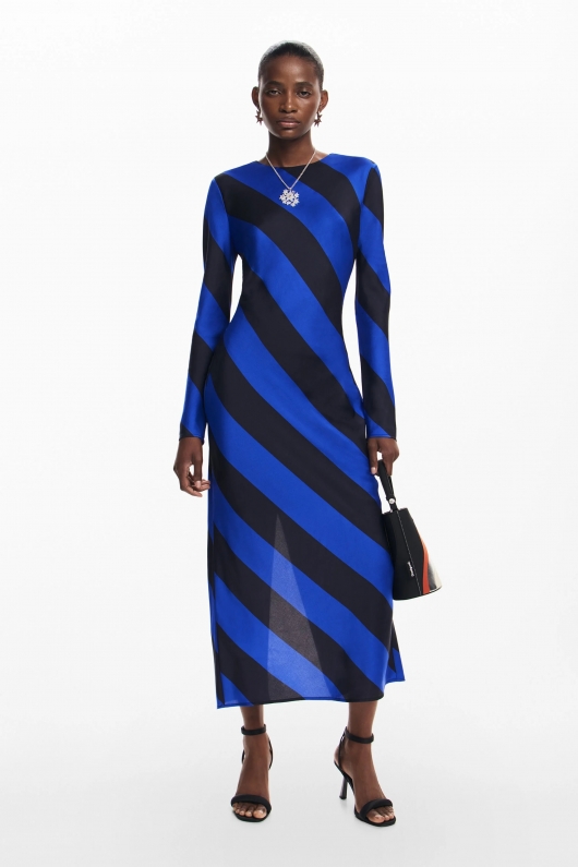 Rochie midi satinată cu dungi multicolore