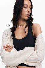Cardigan bej oversize cu torsade și nasturi