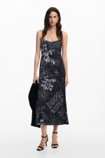 Rochie neagră midi cu fustă plisată imprimată