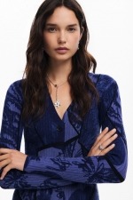 Rochie midi albastră mulată cu imprimeu floral