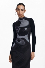 Rochie neagră midi mulată din tricot cu plasă
