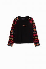 Pulover negru casual cu mâneci imprimate geometric