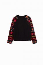 Pulover negru casual cu mâneci imprimate geometric