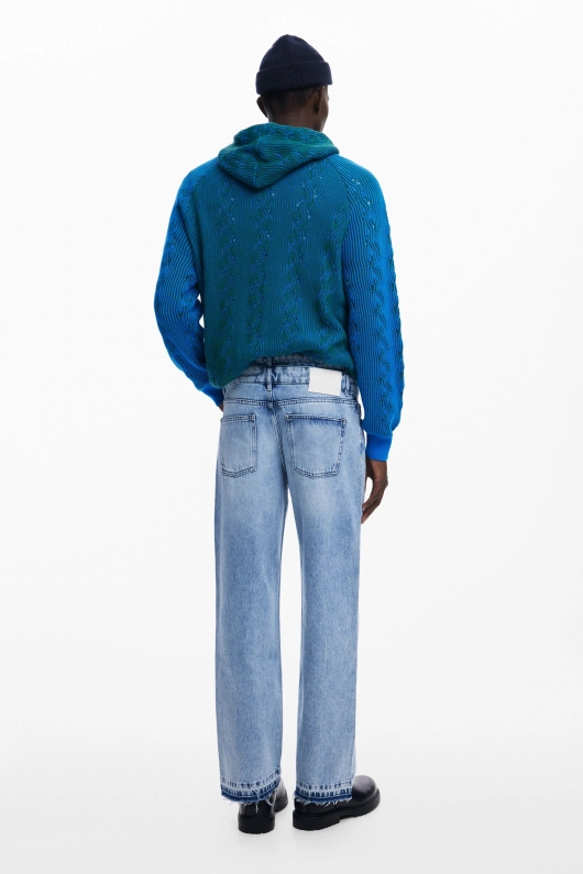 Pantaloni denim albastru cu talie dublă și ruptură