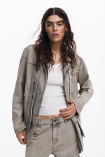 Jachetă denim gri cu efect uzat și croi cămașă
