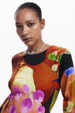Rochie midi elegantă cu print multicolor plisată