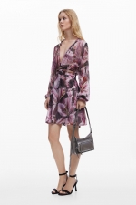 Rochie midi vaporoasă cu print floral și volane