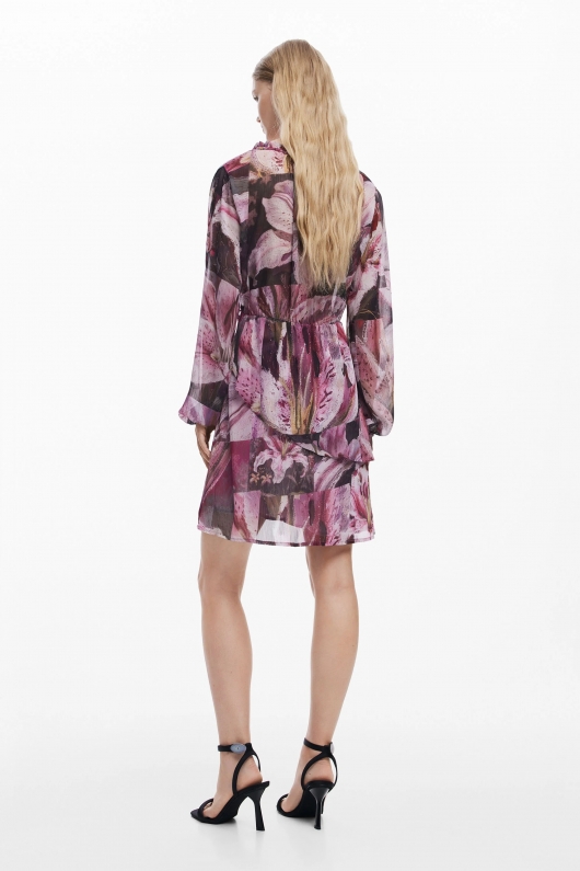 Rochie midi vaporoasă cu print floral și volane